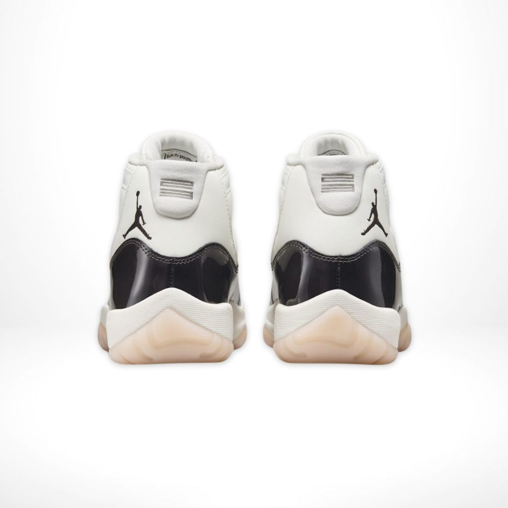 Air Jordan 11 Retro Neapolitan