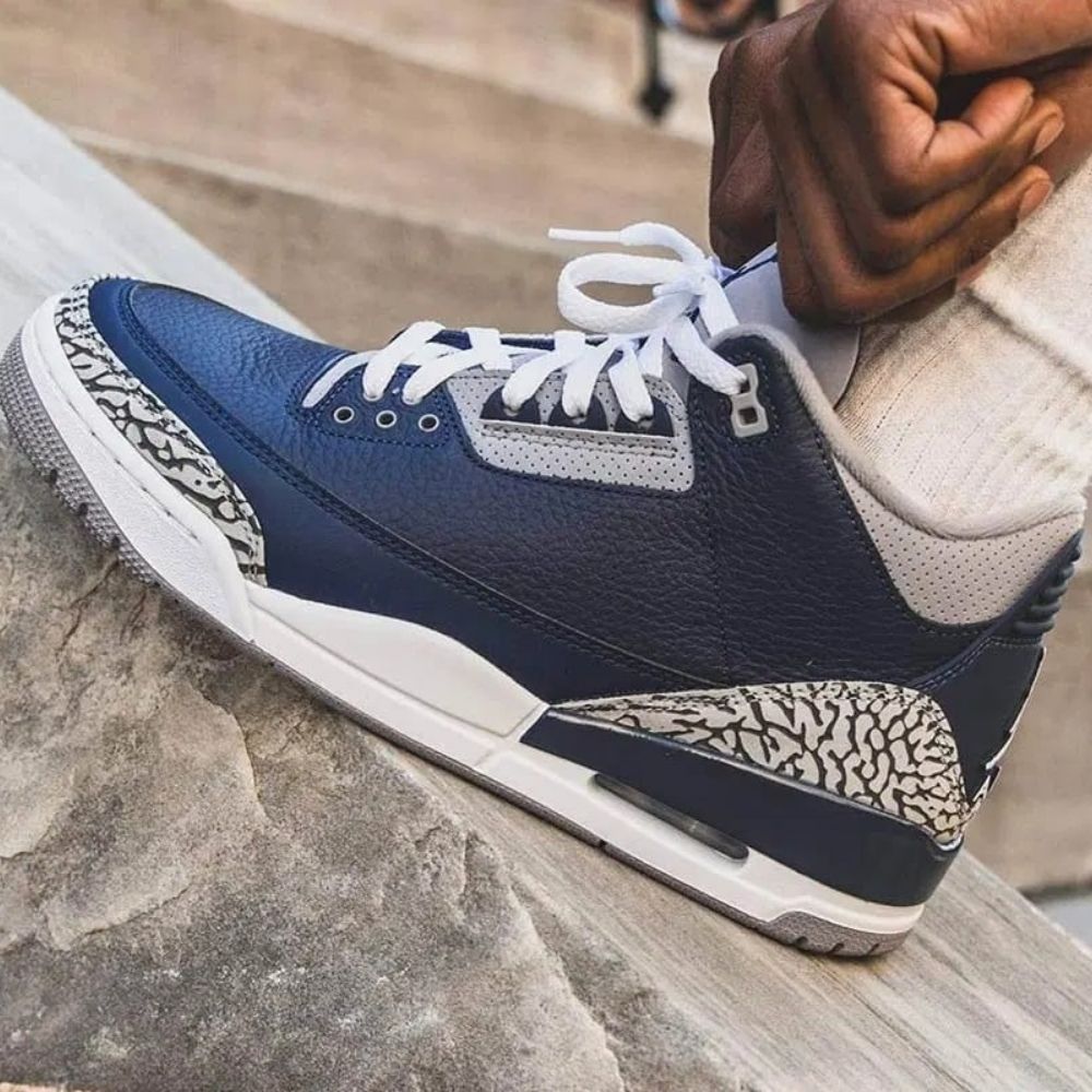 Air Jordan 3 Retro Georgetown Midnight Navy