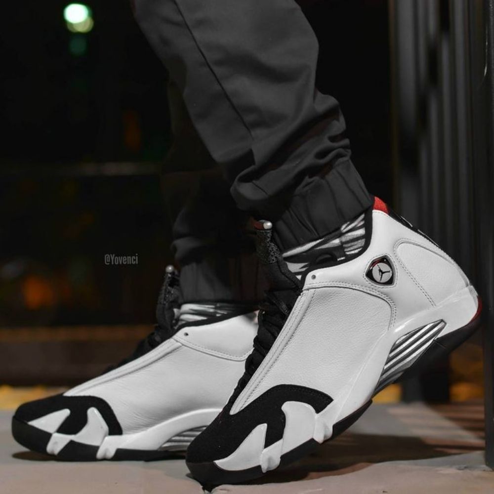 Air Jordan 14 OG Black Toe
